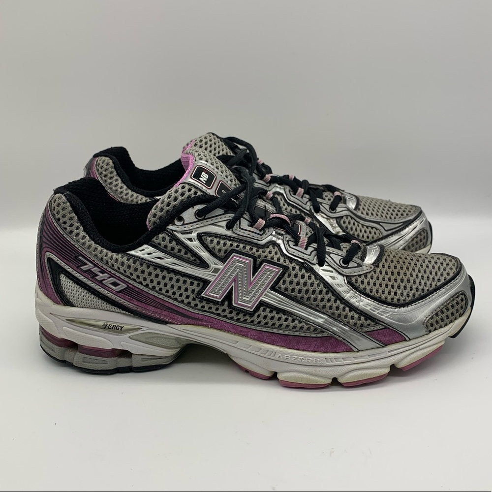 Women's New balance 740 running shoe